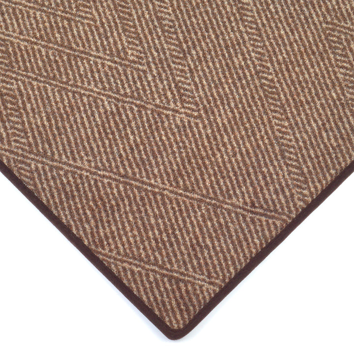 Loke  - Chocolate Brown | Sample